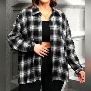 NEW Plus size plaid print long sleeve button up shirt